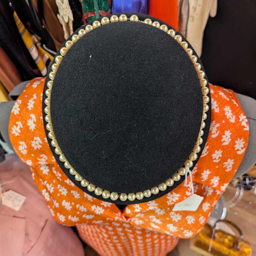 Vintage Nouvelle Black Hat